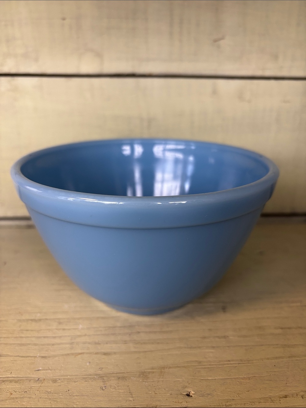 Vintage Pyrex 401 Bluebell Delphite 1.5 qt mixing bowl
